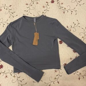 Skims long sleeve shirt